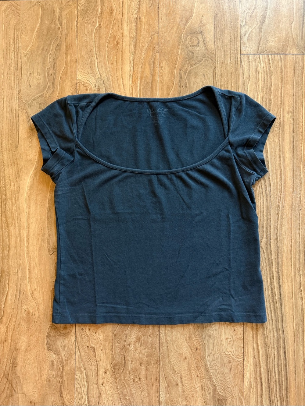 Brandy Melville Ella top